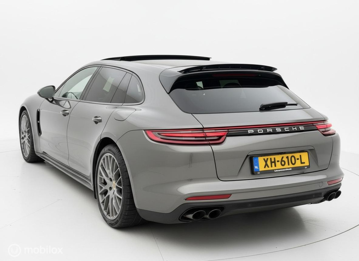 Foto van Porsche Panamera 4 E-hybrid