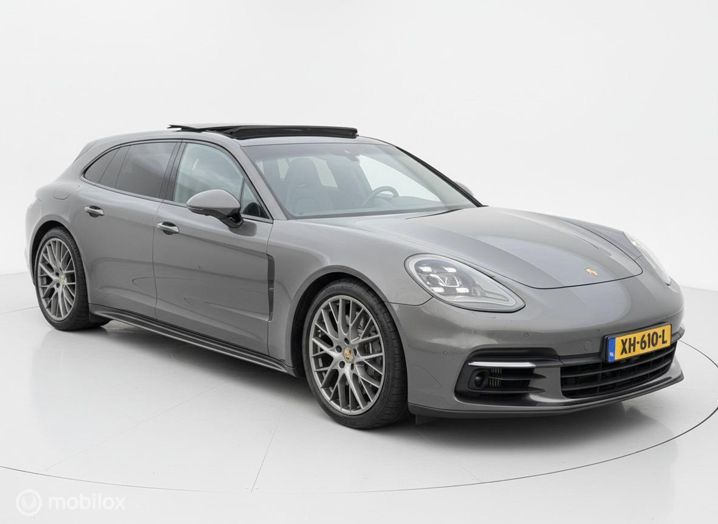 Foto van Porsche Panamera 4 E-hybrid