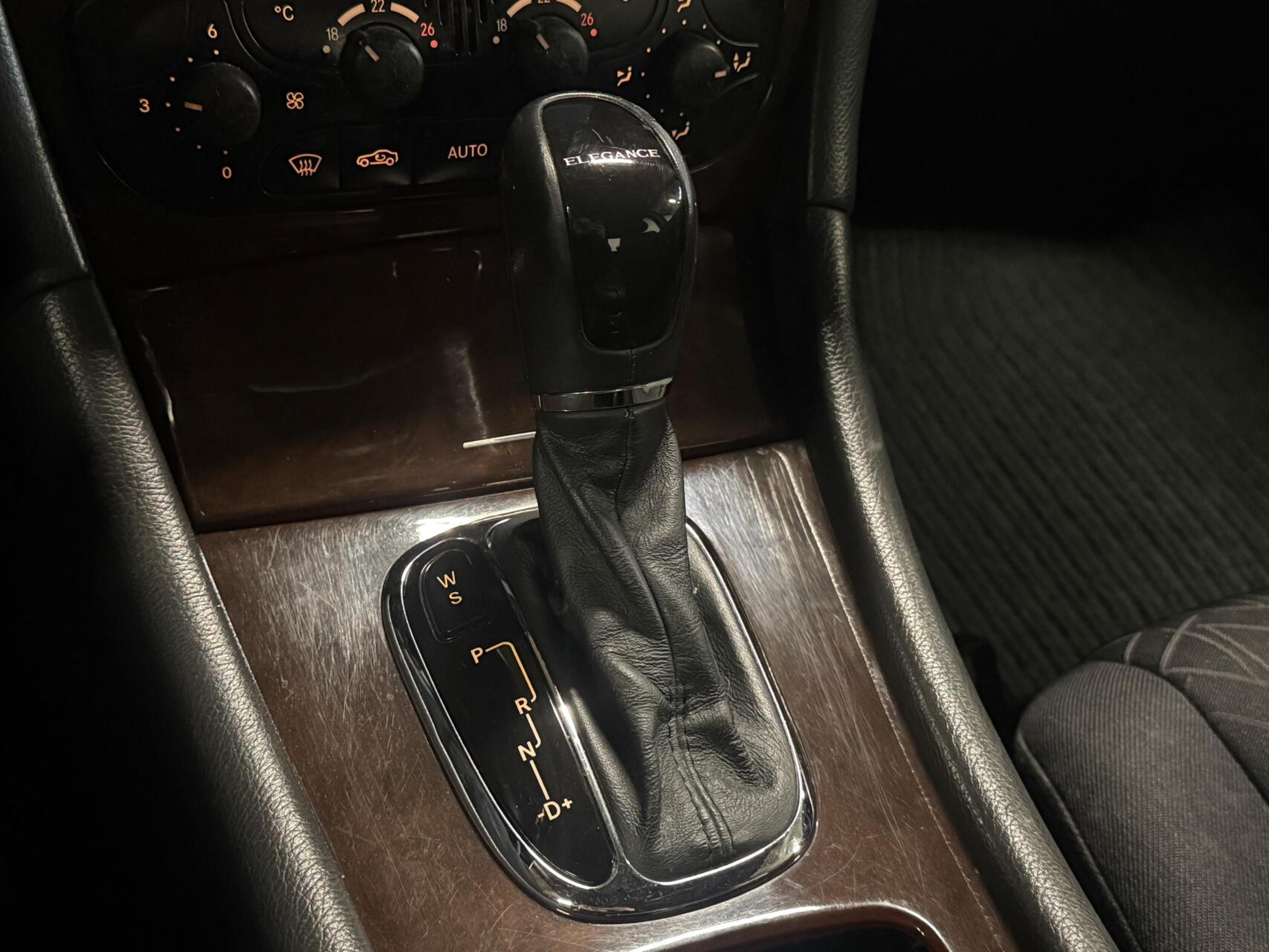 Foto van Mercedes-Benz C 200 Kompressor