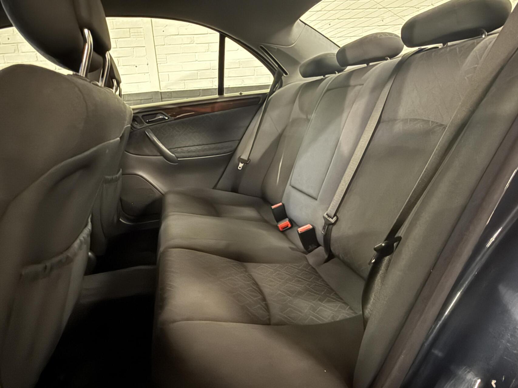 Foto van Mercedes-Benz C 200 Kompressor