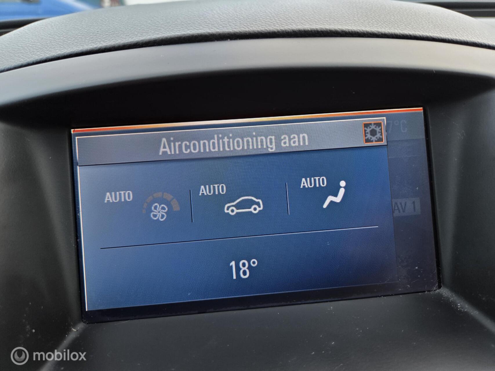 Foto van Opel Insignia Sports Tourer