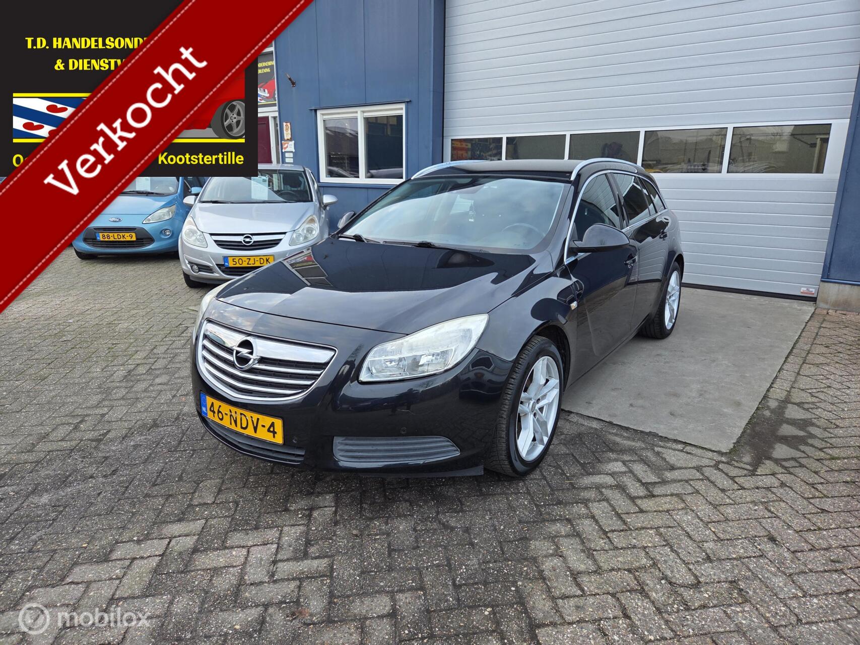 Opel Insignia Sports Tourer 1.8 Edition 2010 - voorkant