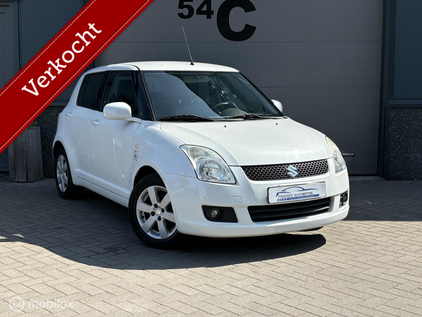 Suzuki Swift 1.3 Exclusive Leer/Airco/ code edition 2010 - voorkant
