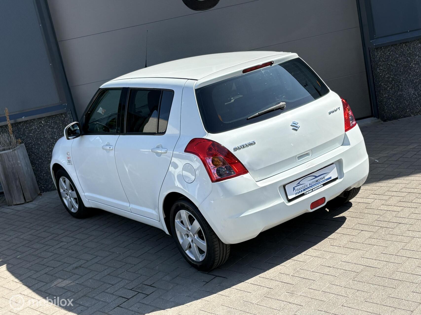 Foto van Suzuki Swift