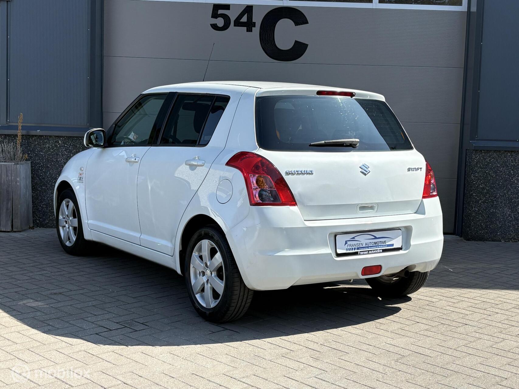Foto van Suzuki Swift