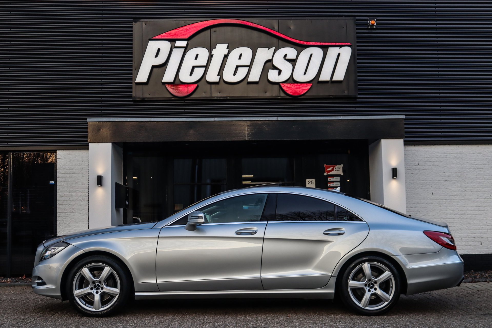 Foto van Mercedes-Benz CLS 350