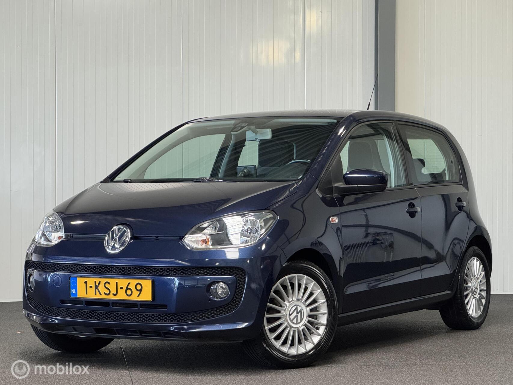 Volkswagen Up 1.0 high up! 5-drs [ NAP 1e eigenaar navi LM ] 2013 - voorkant