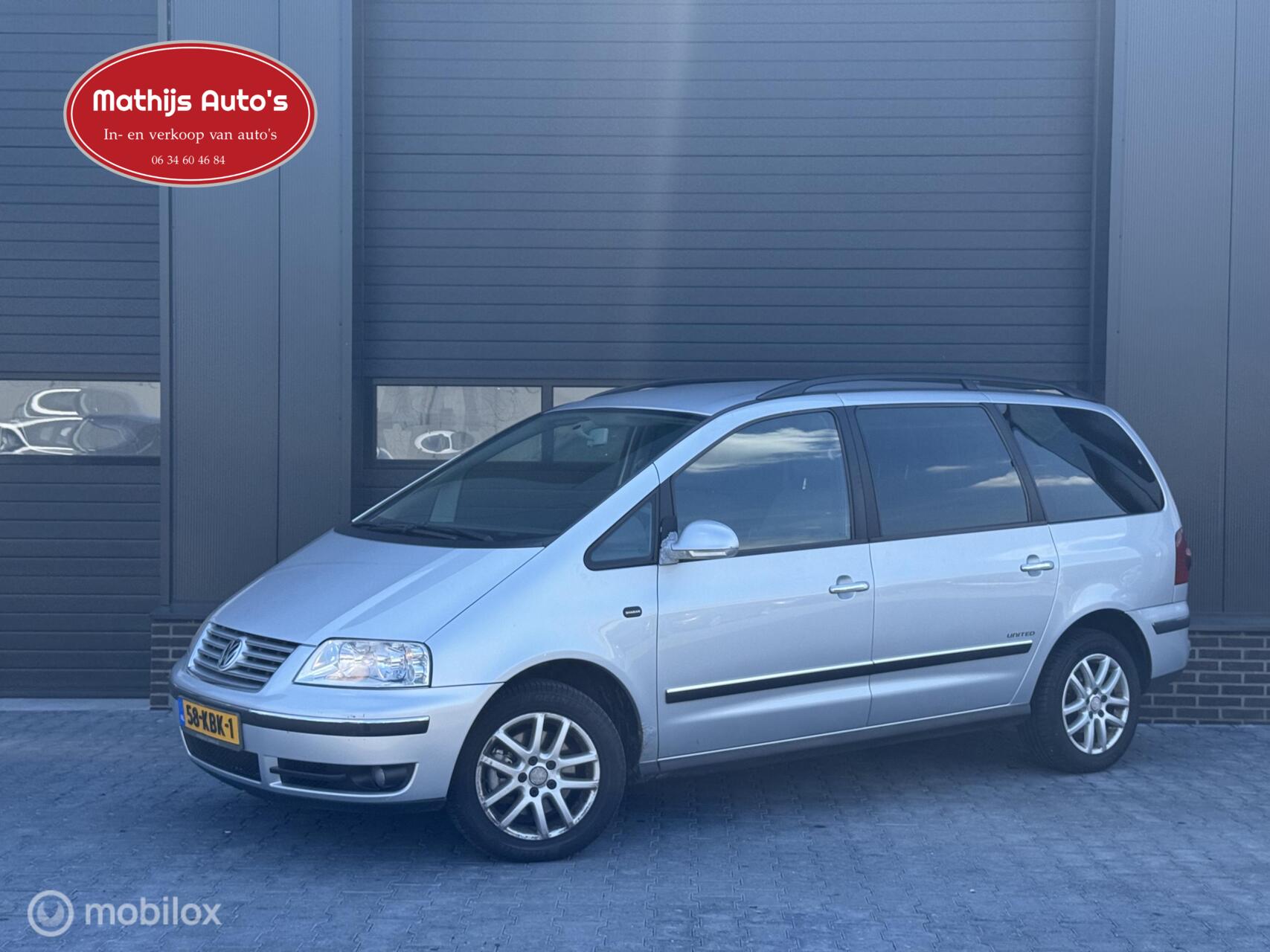 Volkswagen Sharan 1.9 TDI Highline DSG Automaat 2008 - voorkant