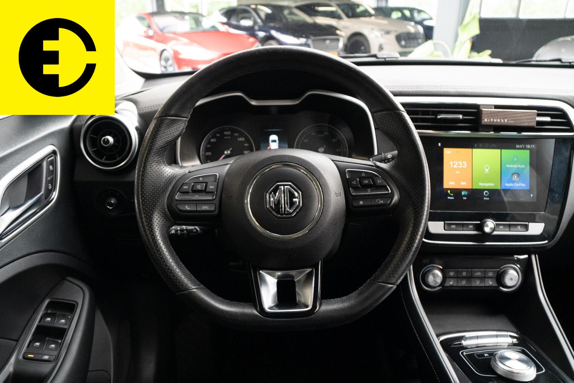 Foto van MG MG ZS Ev