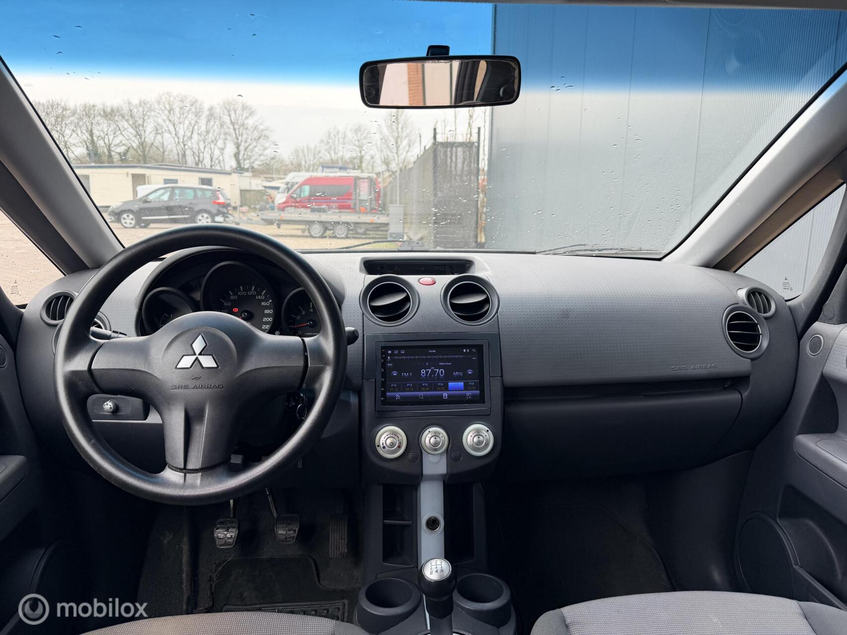 Foto van Mitsubishi Mitsubishi Colt