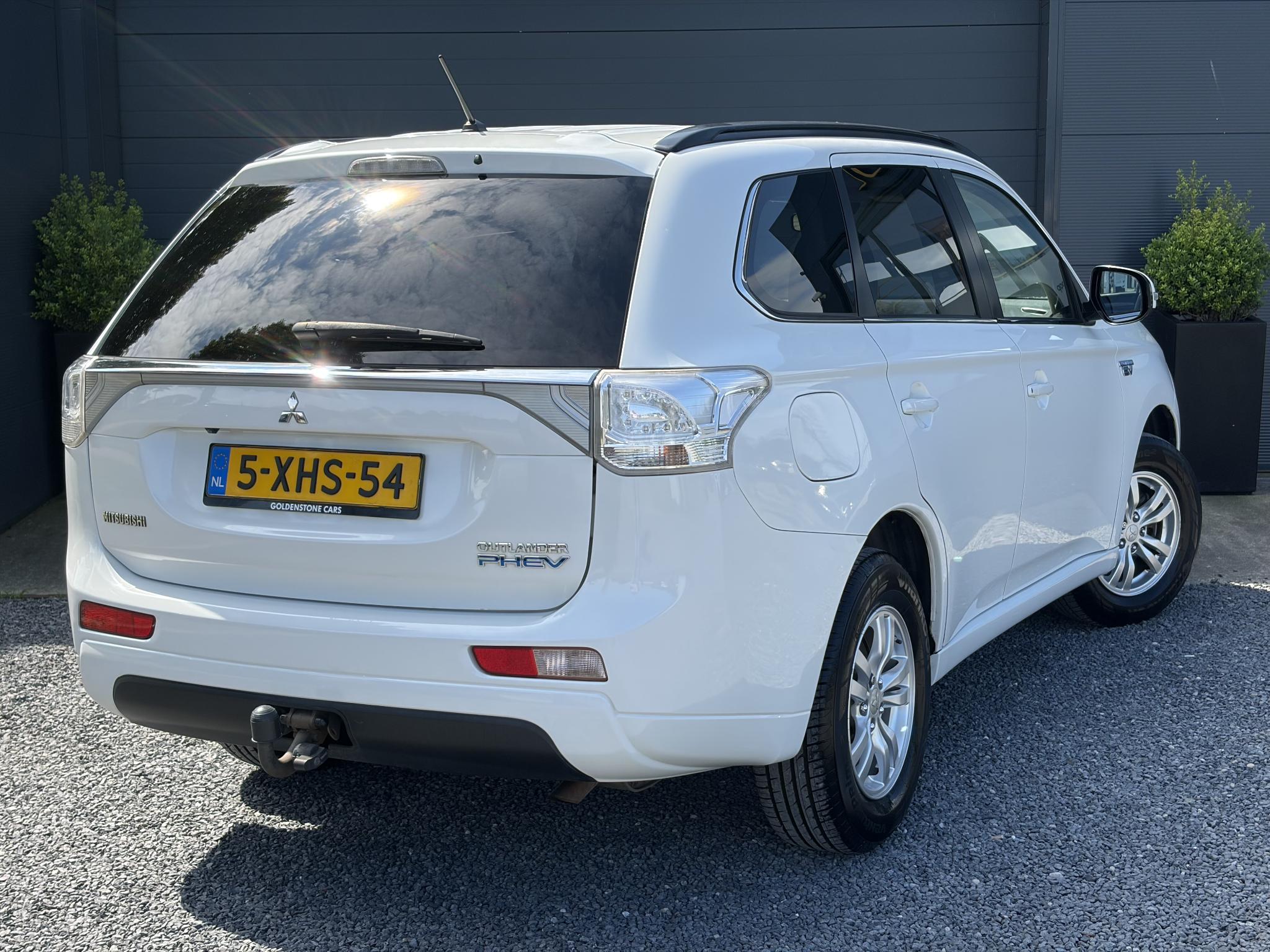 Foto van Mitsubishi Mitsubishi Outlander
