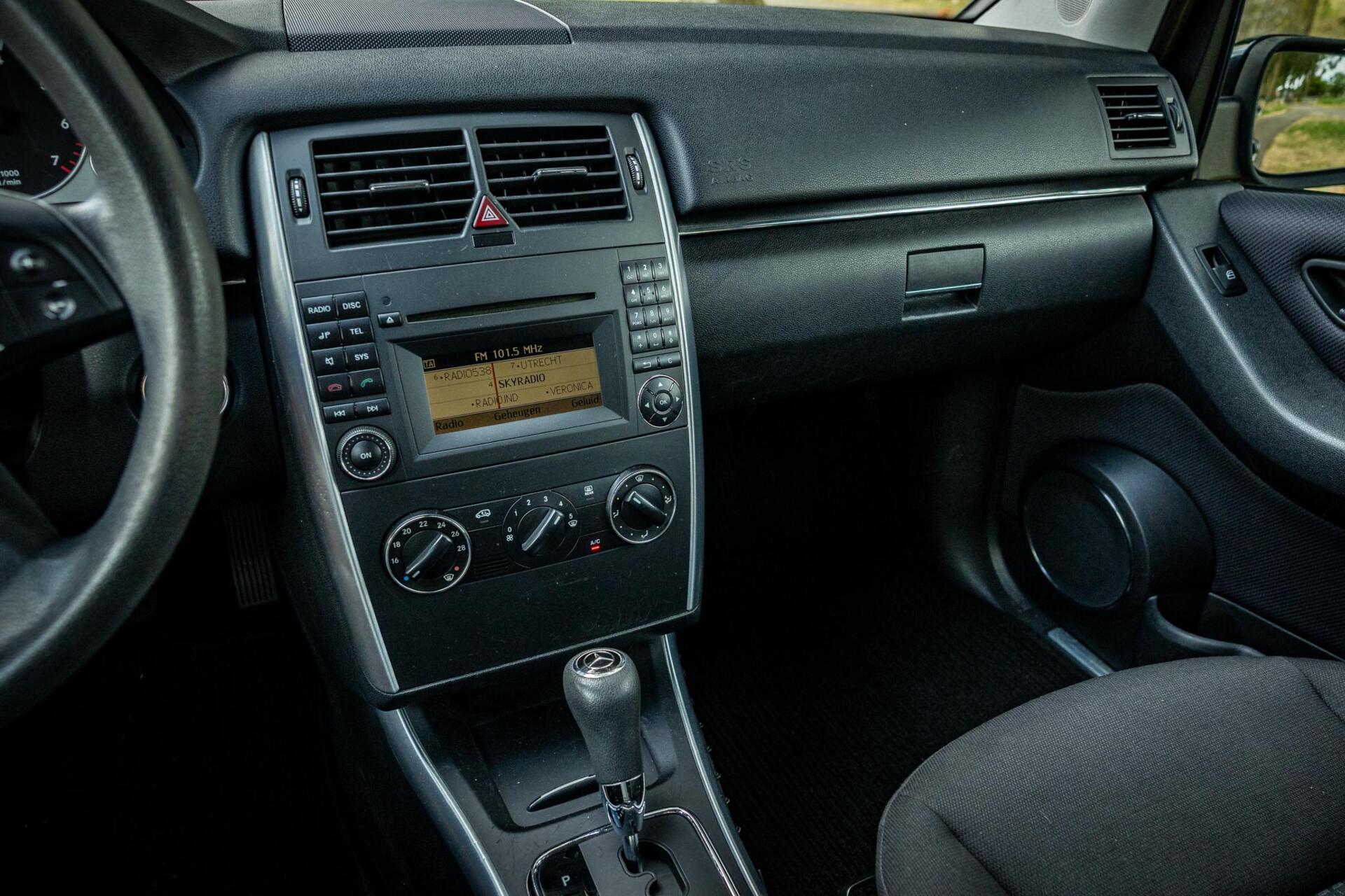 Foto van Mercedes-Benz B 170