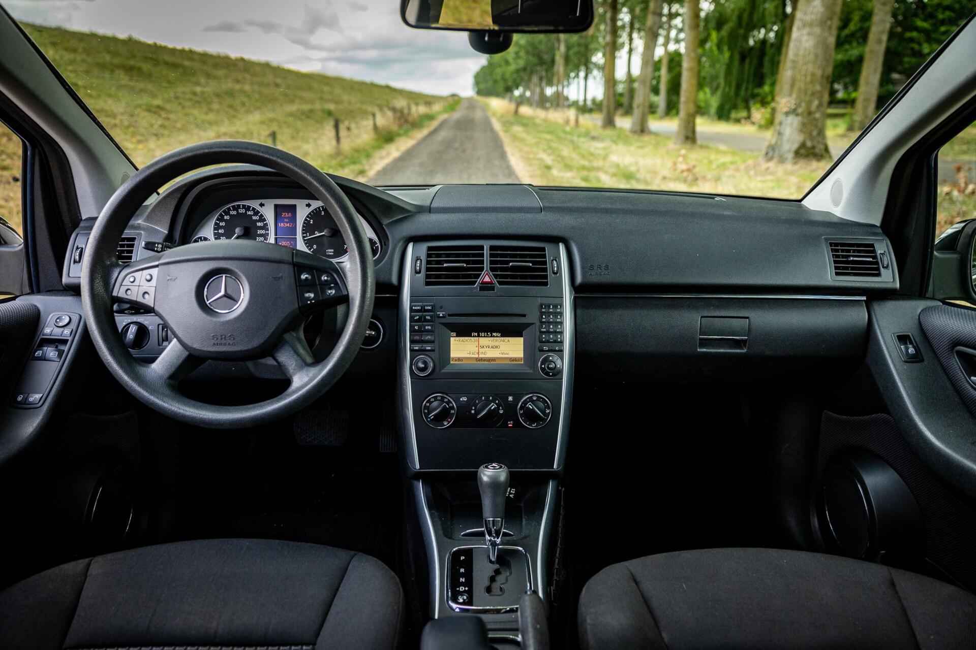 Foto van Mercedes-Benz B 170