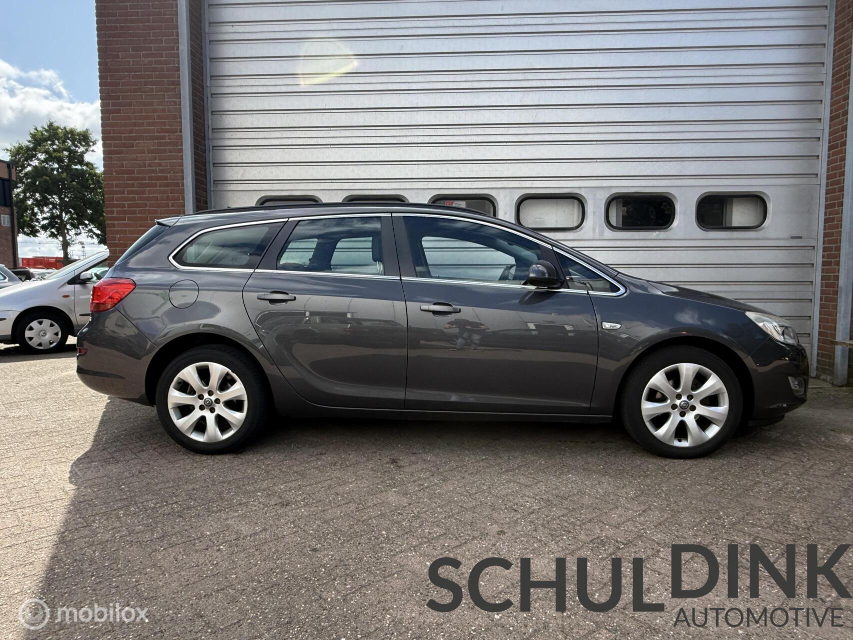 Foto van Opel Astra Sports Tourer