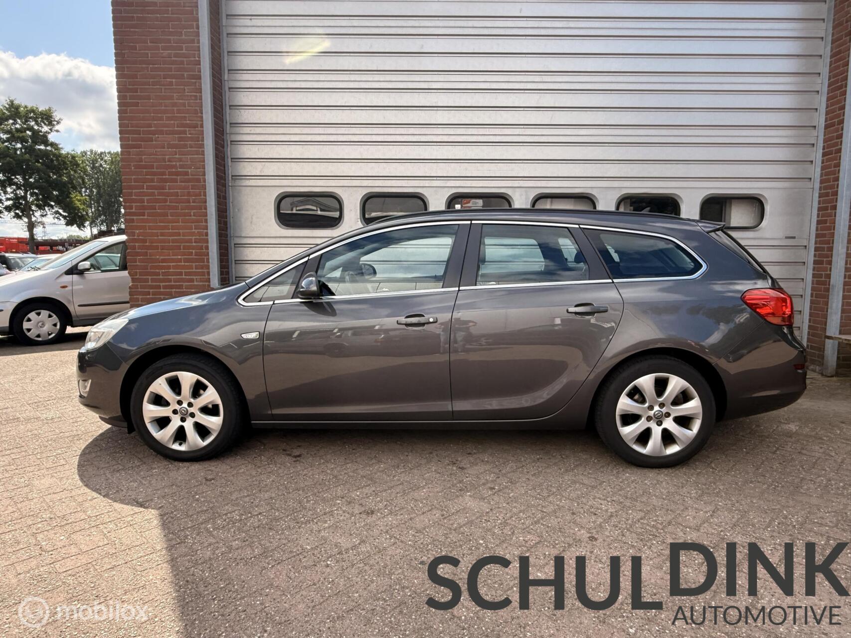 Foto van Opel Astra Sports Tourer