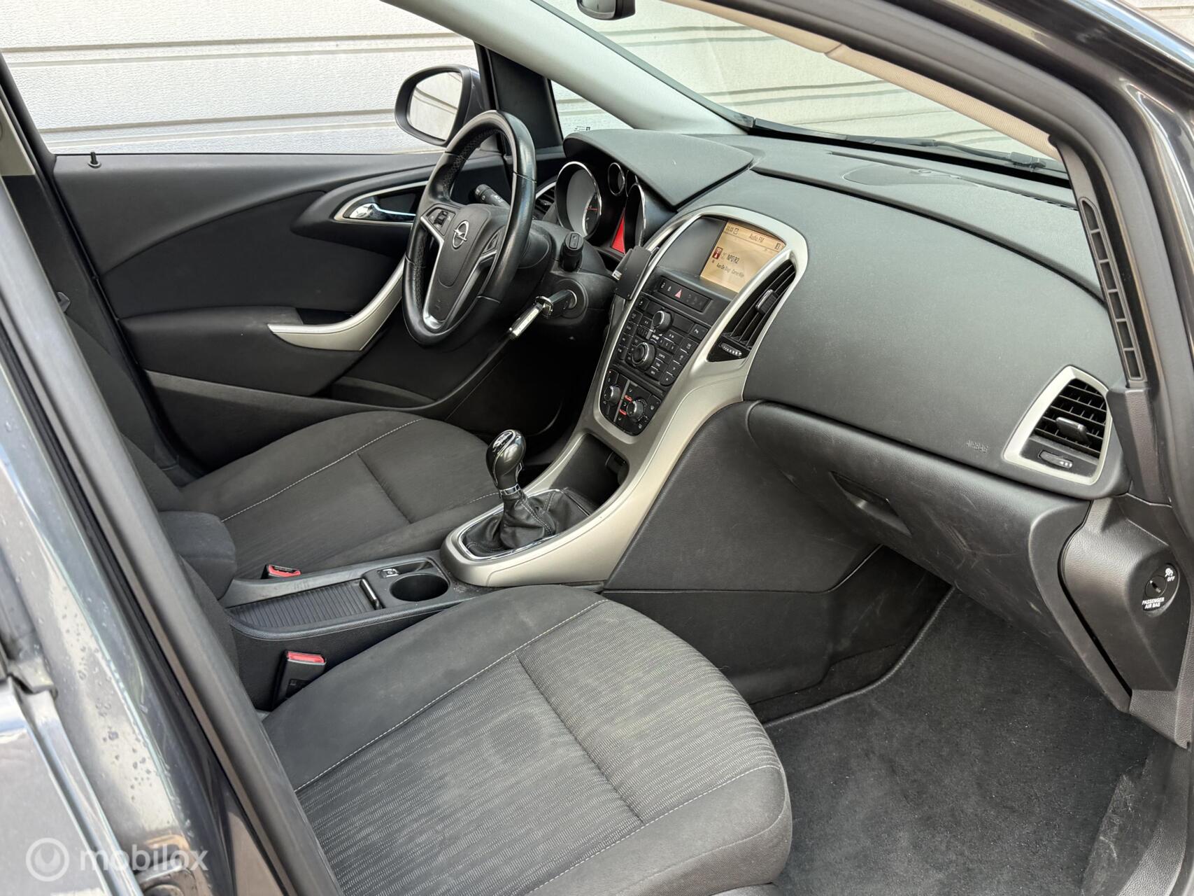 Foto van Opel Astra Sports Tourer