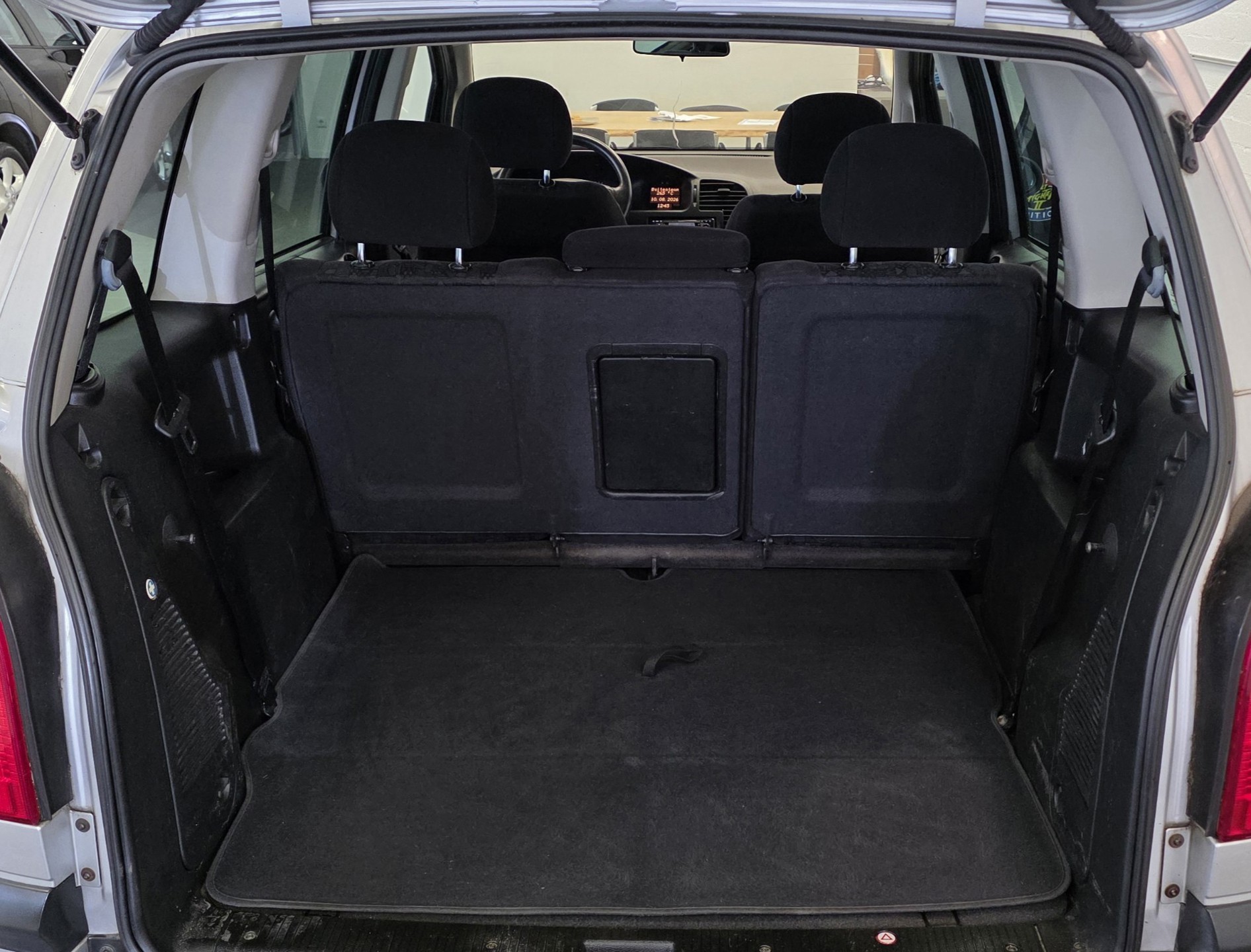 Foto van Opel Zafira-a