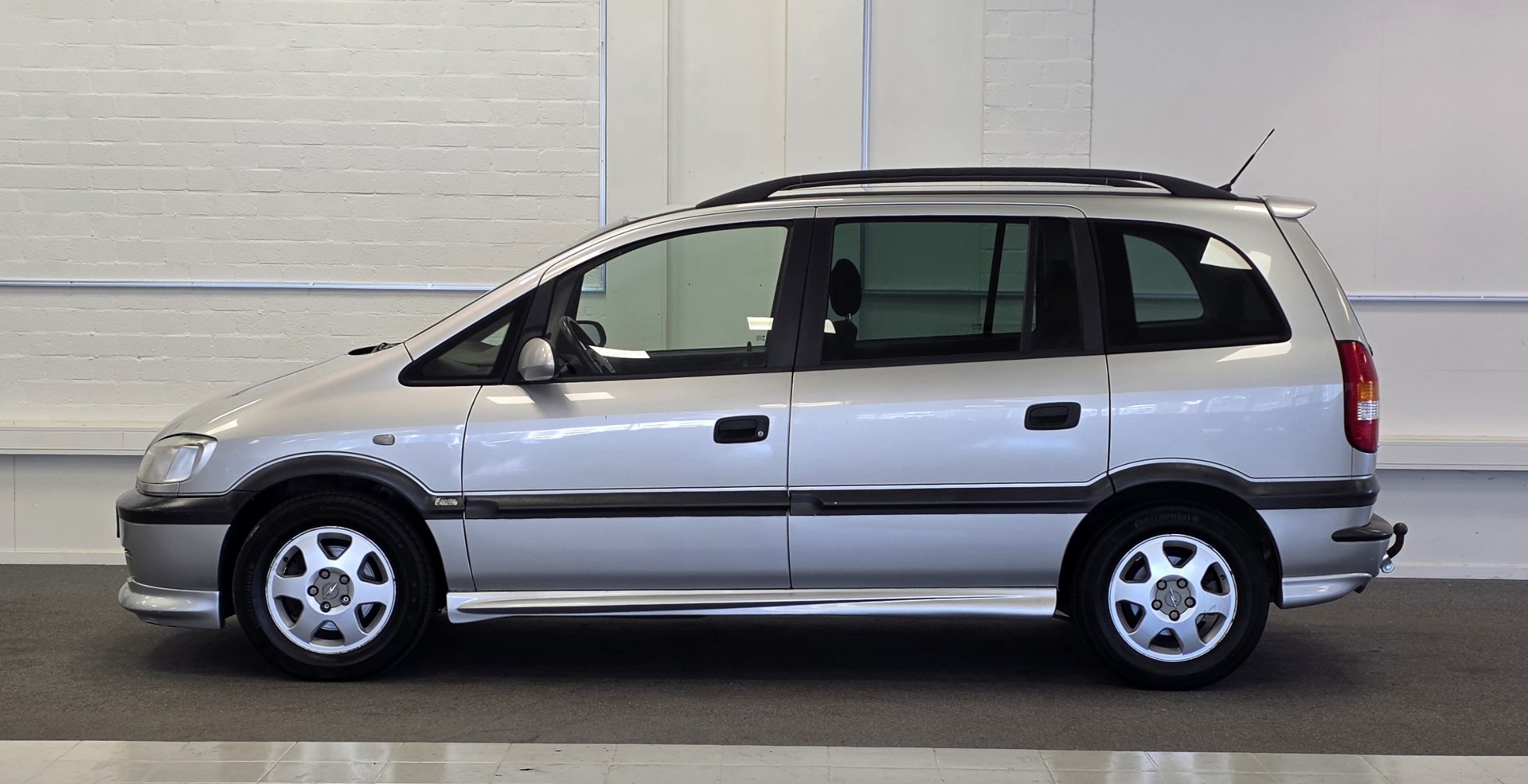 Foto van Opel Zafira-a