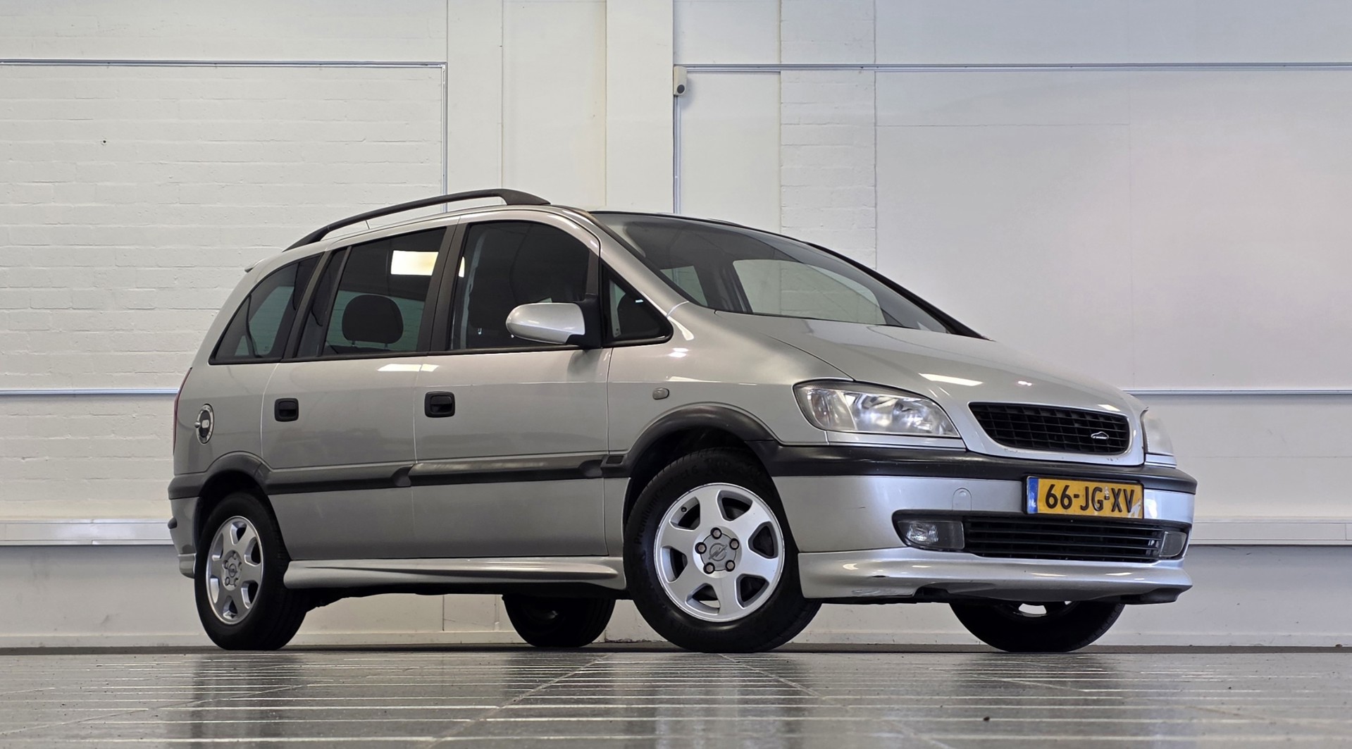 Foto van Opel Zafira-a