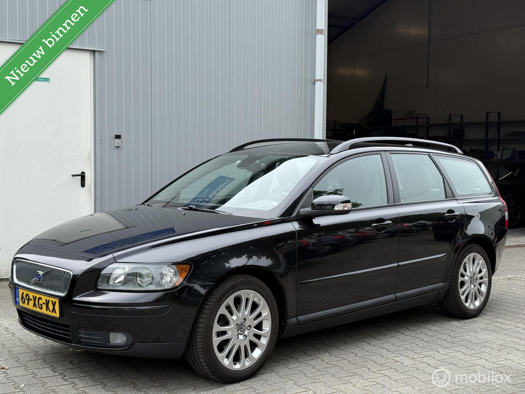 Volvo V50 2.0 Momentum, Nette staat, Nieuwe koppeling 2007 - voorkant