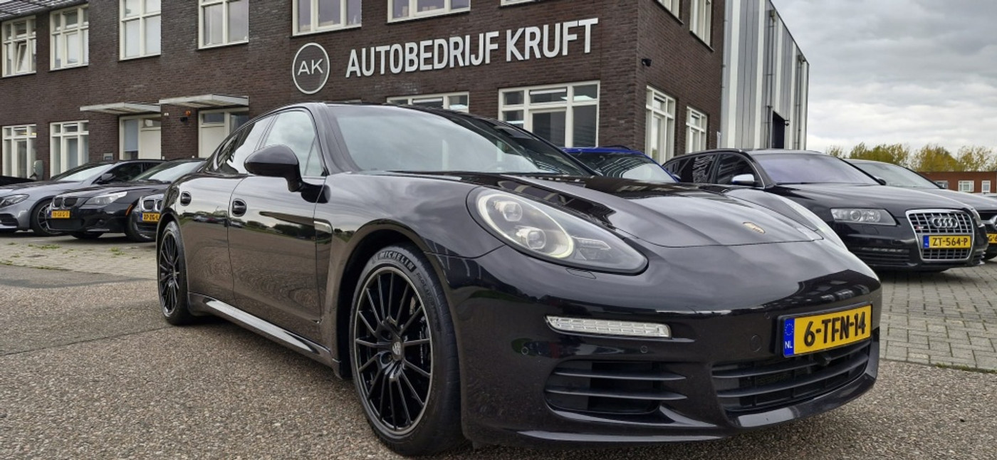 Foto van Porsche Panamera S E-hybrid