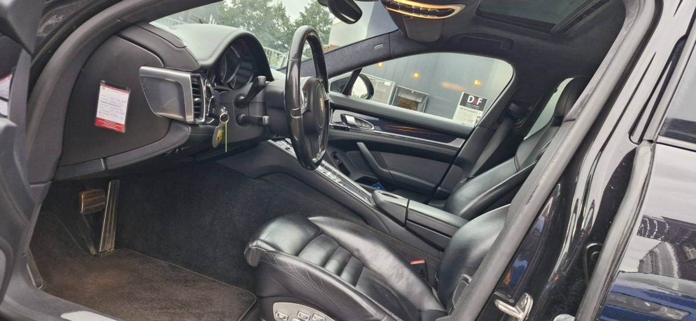 Foto van Porsche Panamera S E-hybrid