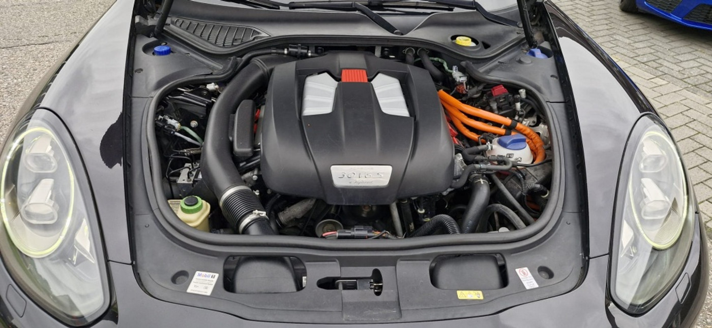 Foto van Porsche Panamera S E-hybrid
