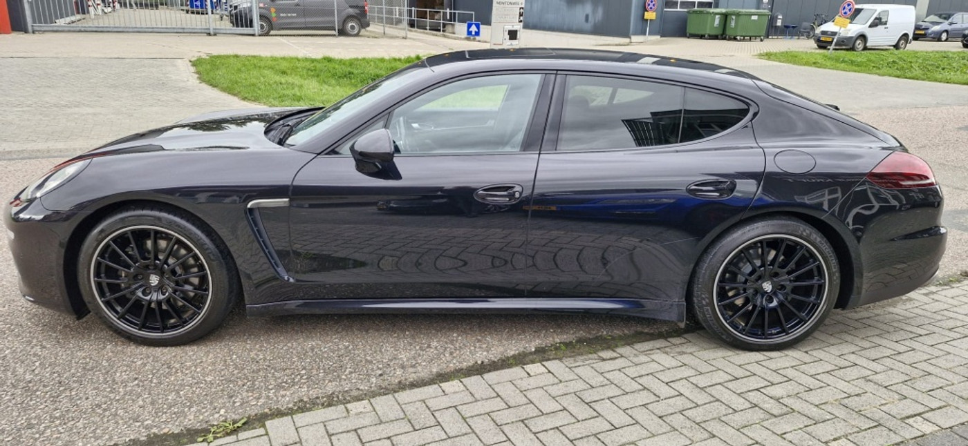 Foto van Porsche Panamera S E-hybrid