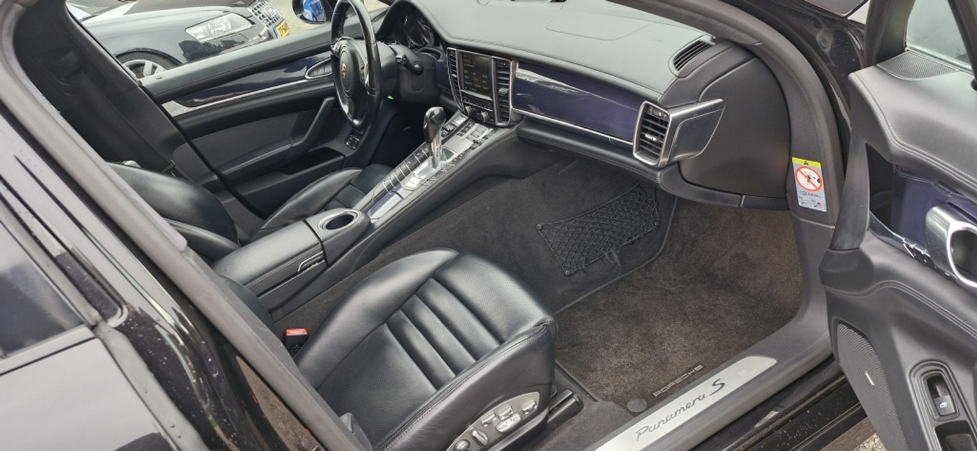 Foto van Porsche Panamera S E-hybrid