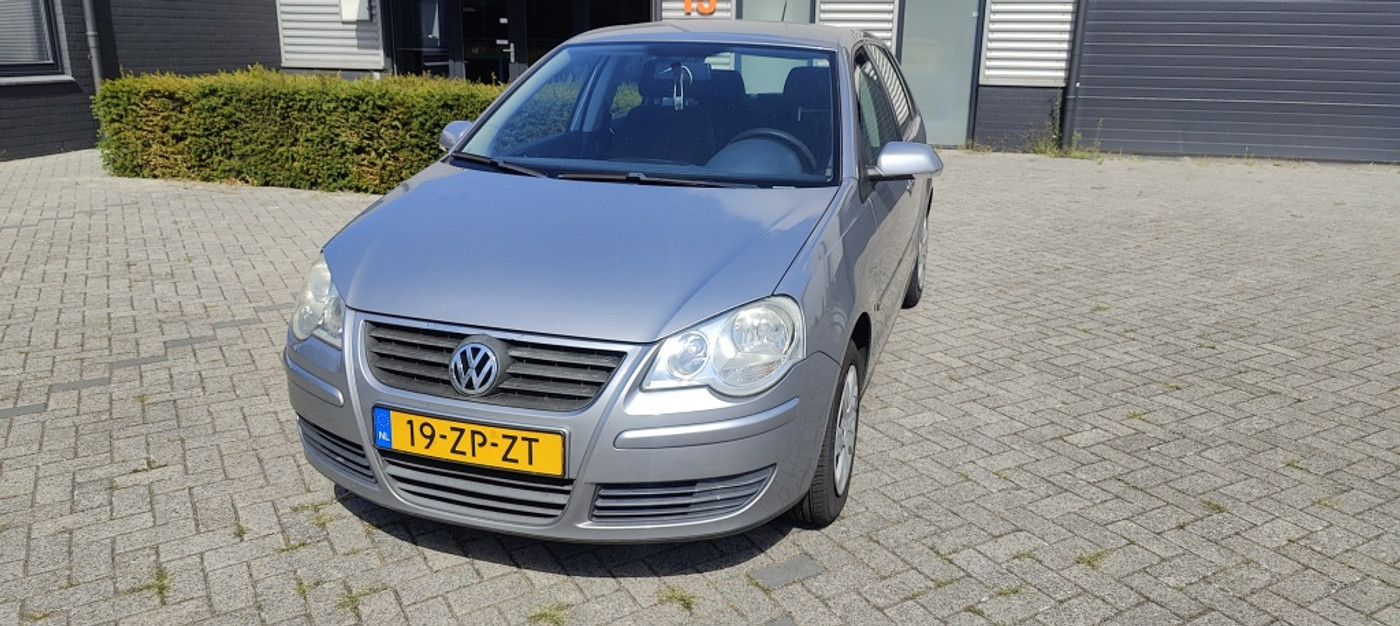 Toyota Toyota Auris 1.8 Full Hybrid Dyn. 2008 - voorkant