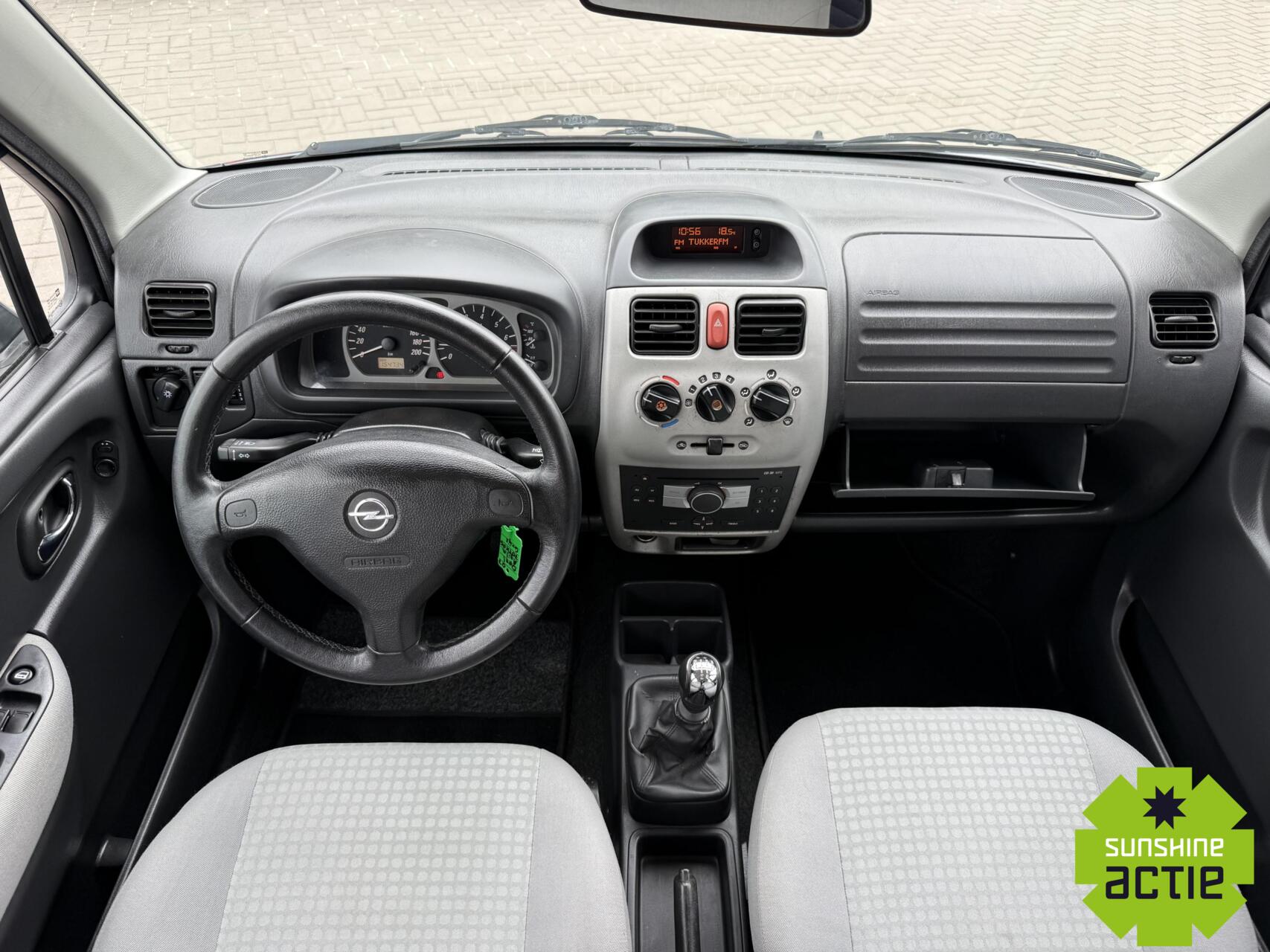 Foto van Opel Agila