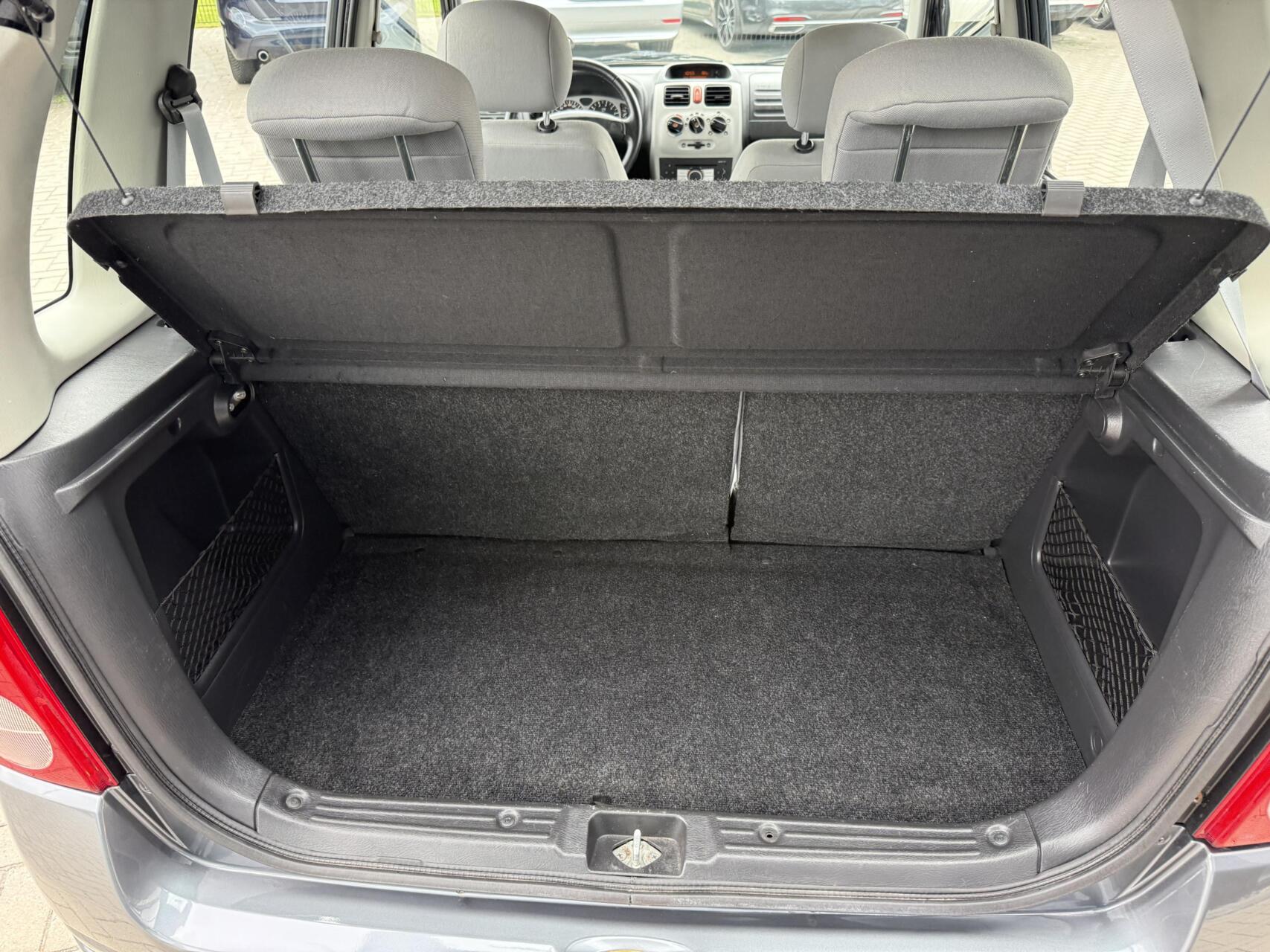 Foto van Opel Agila