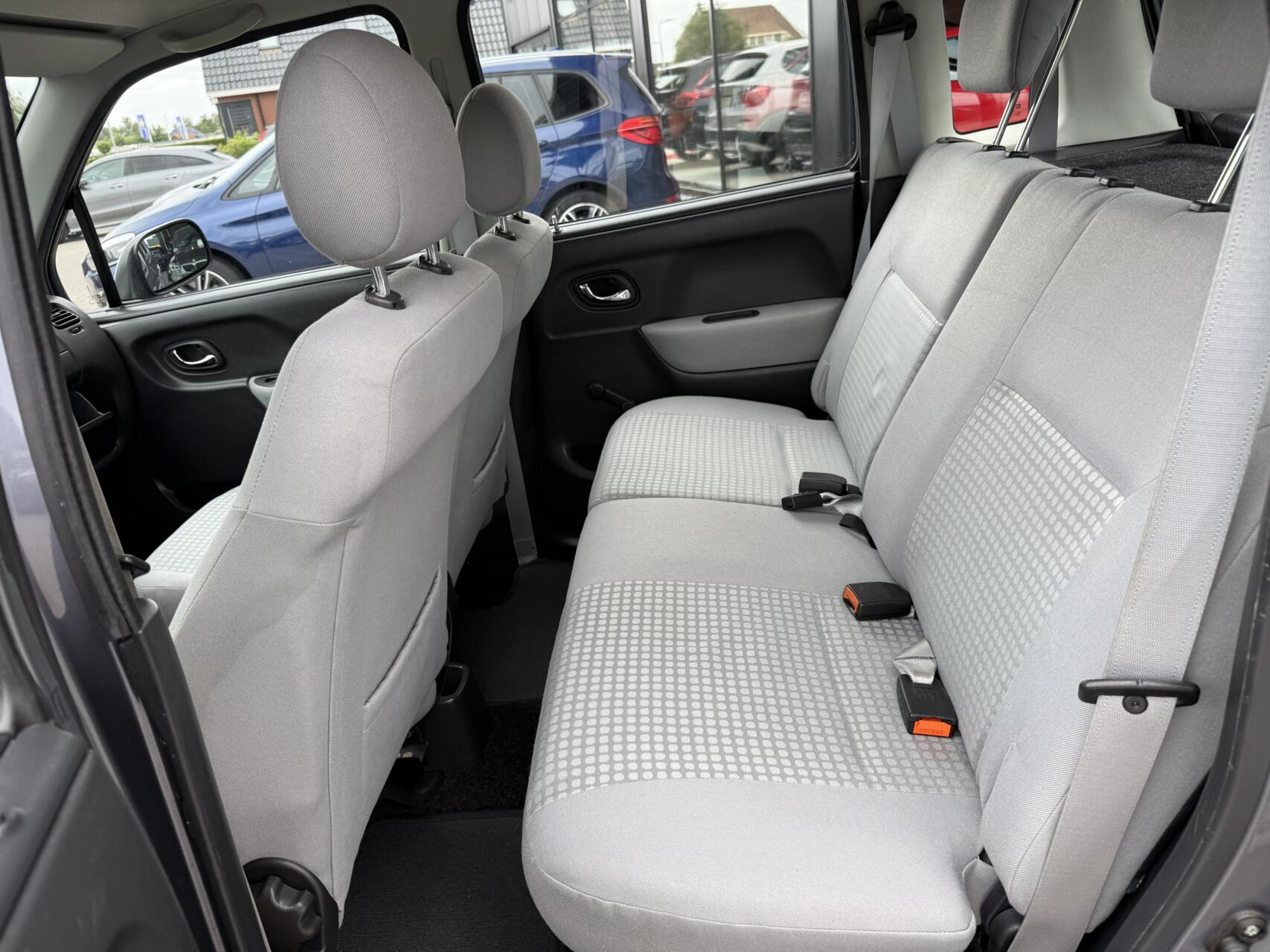 Foto van Opel Agila
