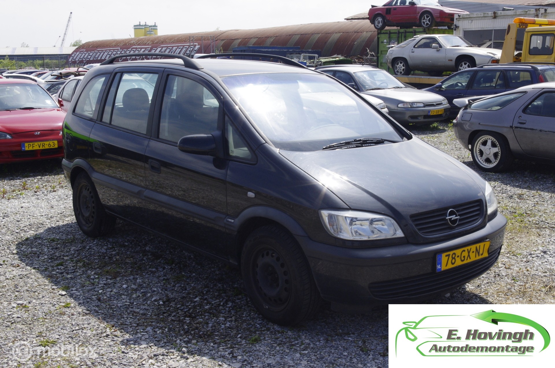 Opel Zafira A 1.6-16V Comfort EXPORT 2001 - voorkant