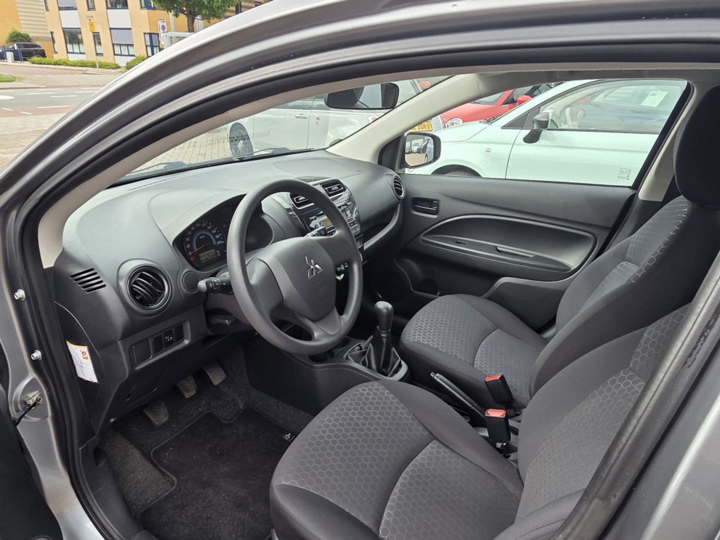 Foto van Mitsubishi Mitsubishi Space Star