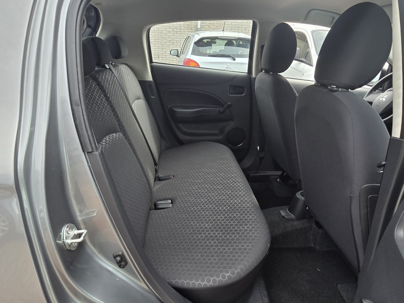 Foto van Mitsubishi Mitsubishi Space Star
