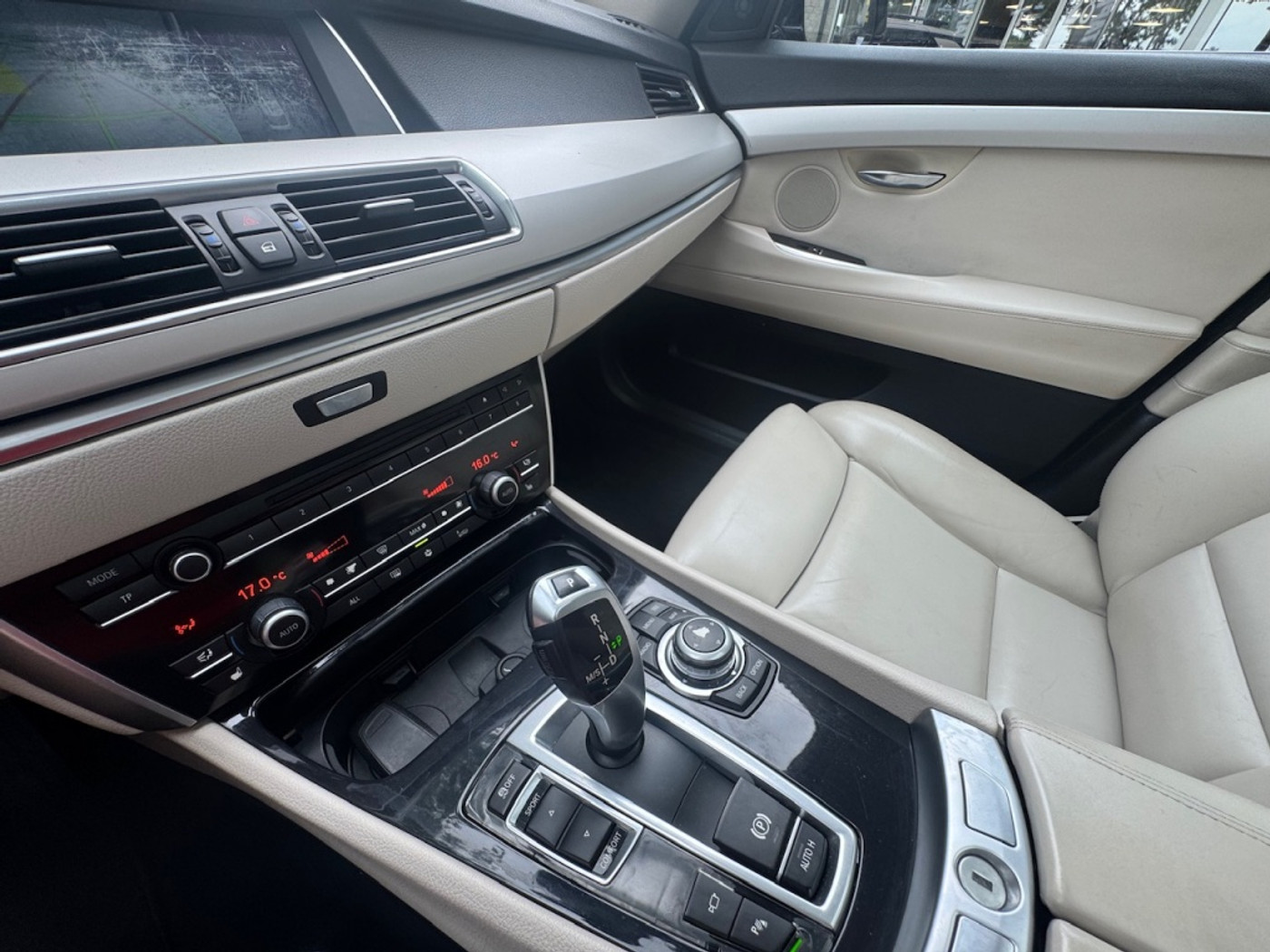 Foto van BMW 550i