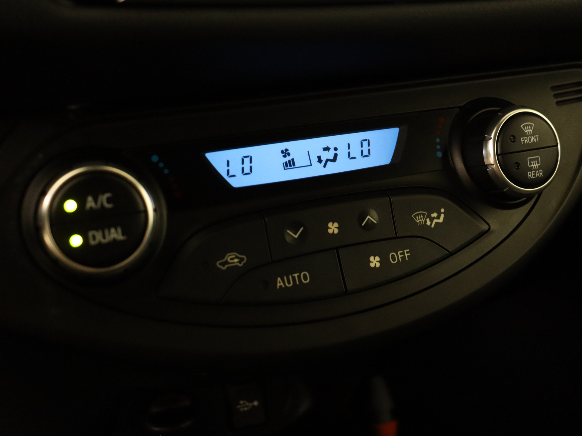 Foto van Toyota Toyota Yaris Hybrid
