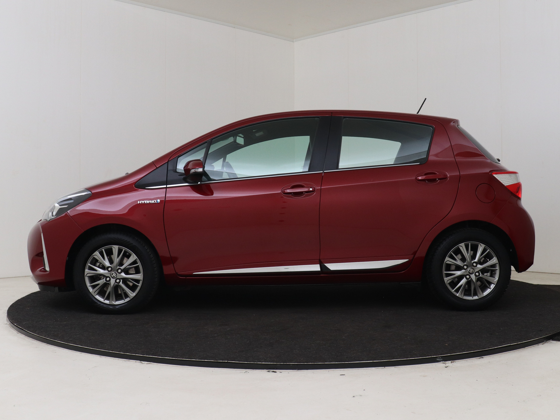 Foto van Toyota Toyota Yaris Hybrid