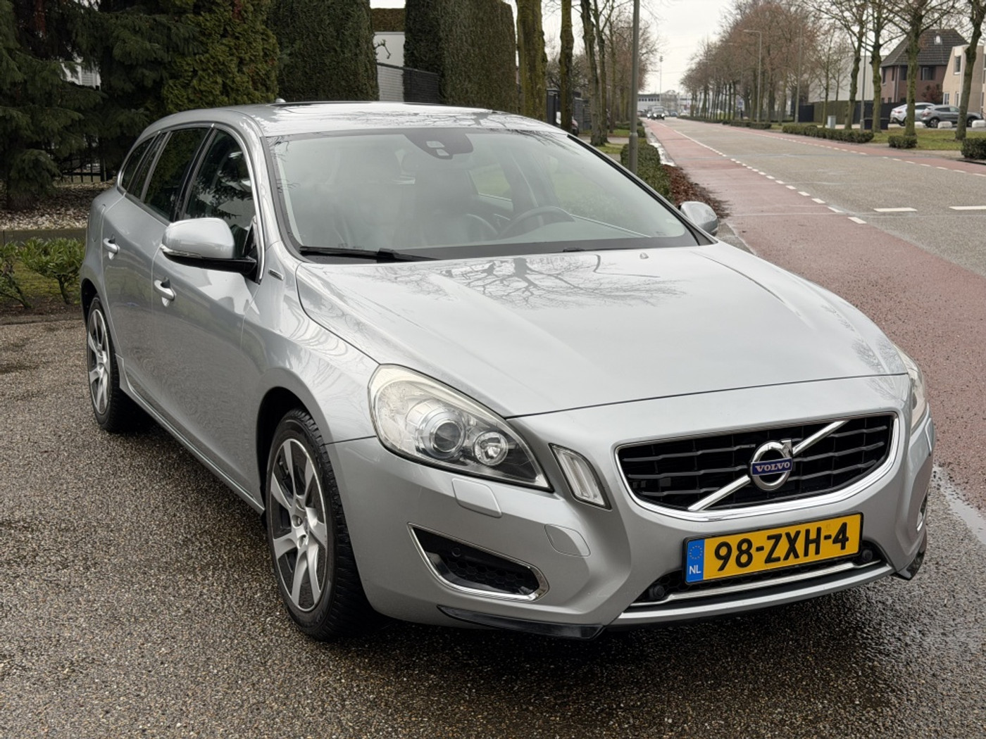 Foto van Volvo V60 Plug In Hybrid