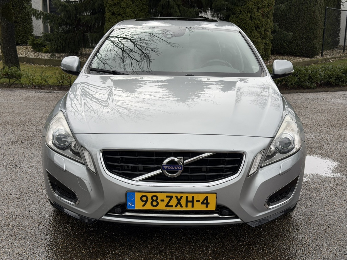 Foto van Volvo V60 Plug In Hybrid