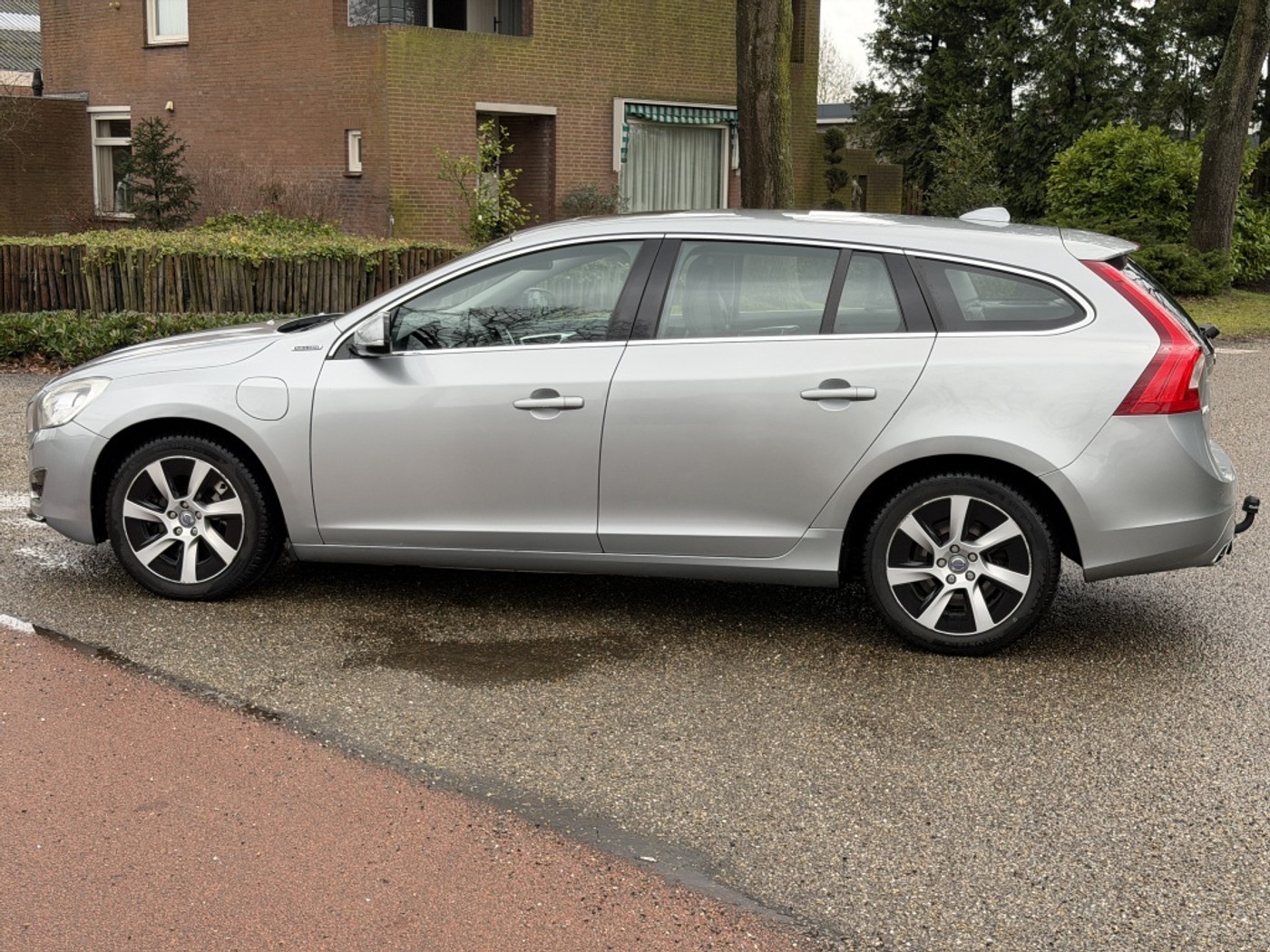 Foto van Volvo V60 Plug In Hybrid