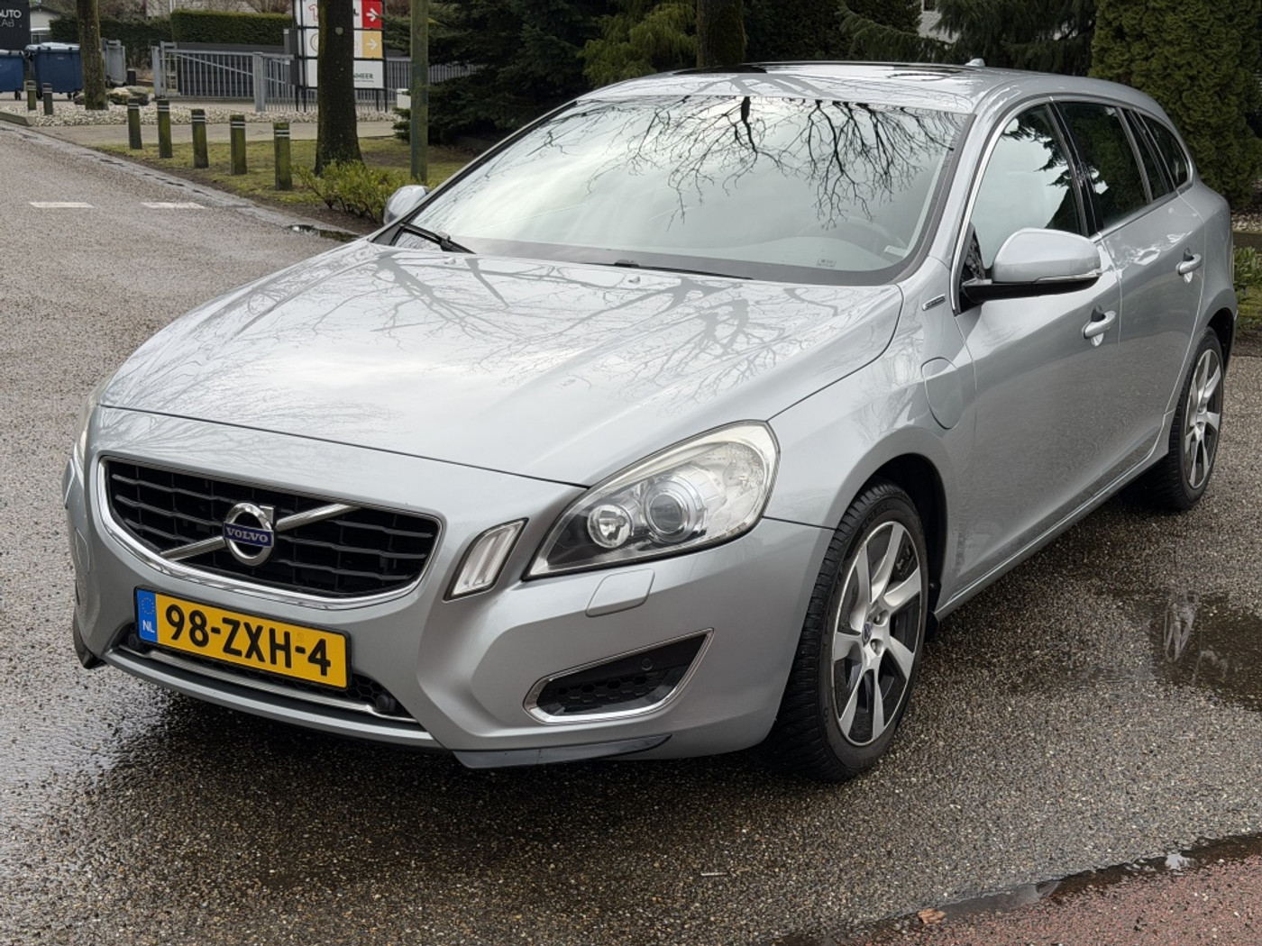 Foto van Volvo V60 Plug In Hybrid