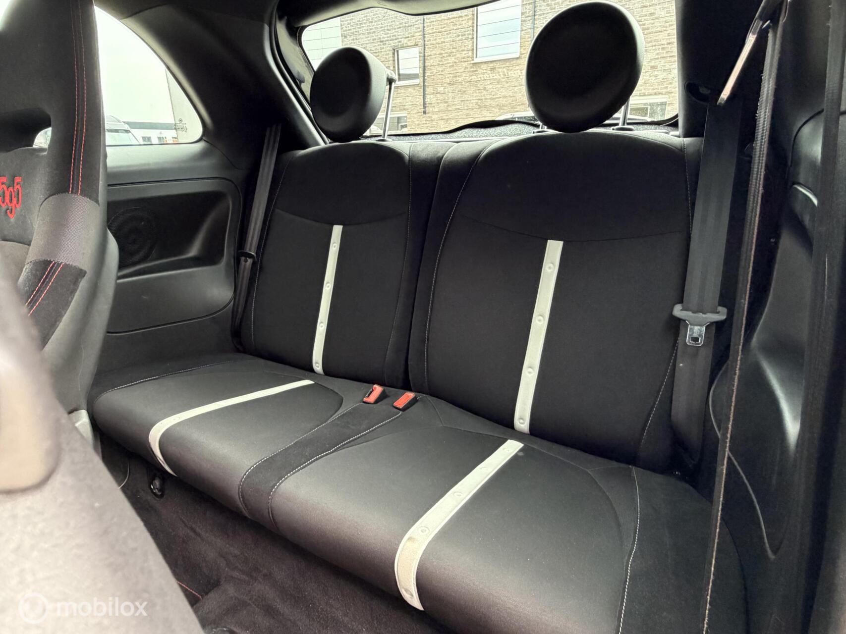 Foto van Fiat 500 Abarth
