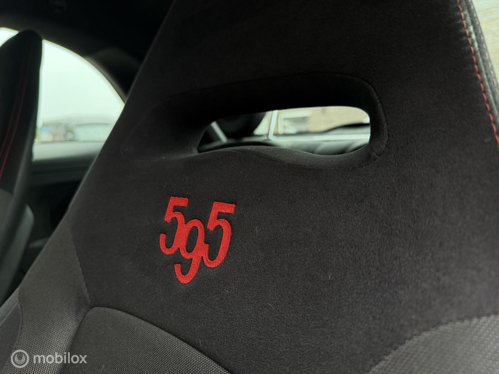 Foto van Fiat 500 Abarth