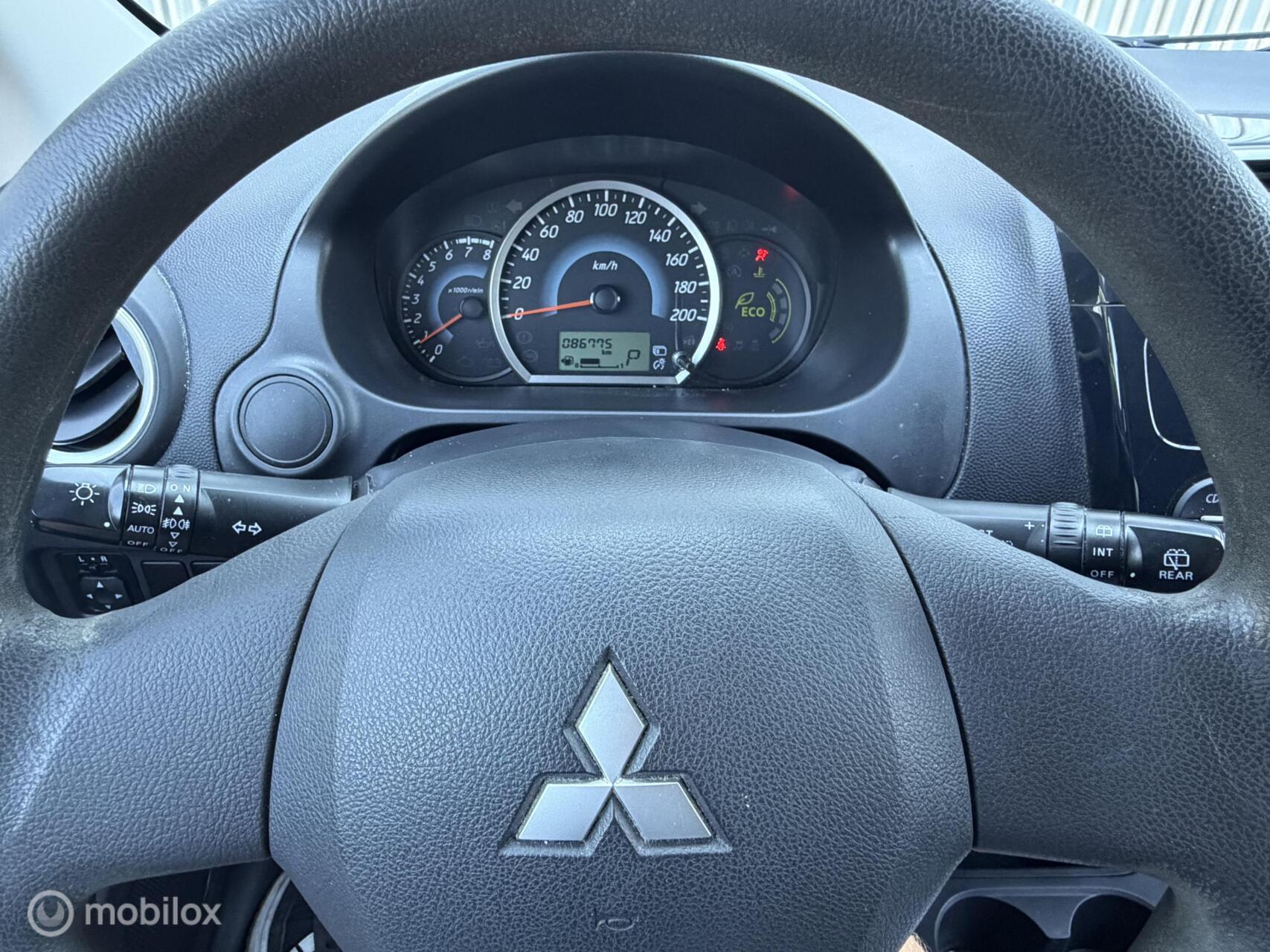 Foto van Mitsubishi Mitsubishi Space Star