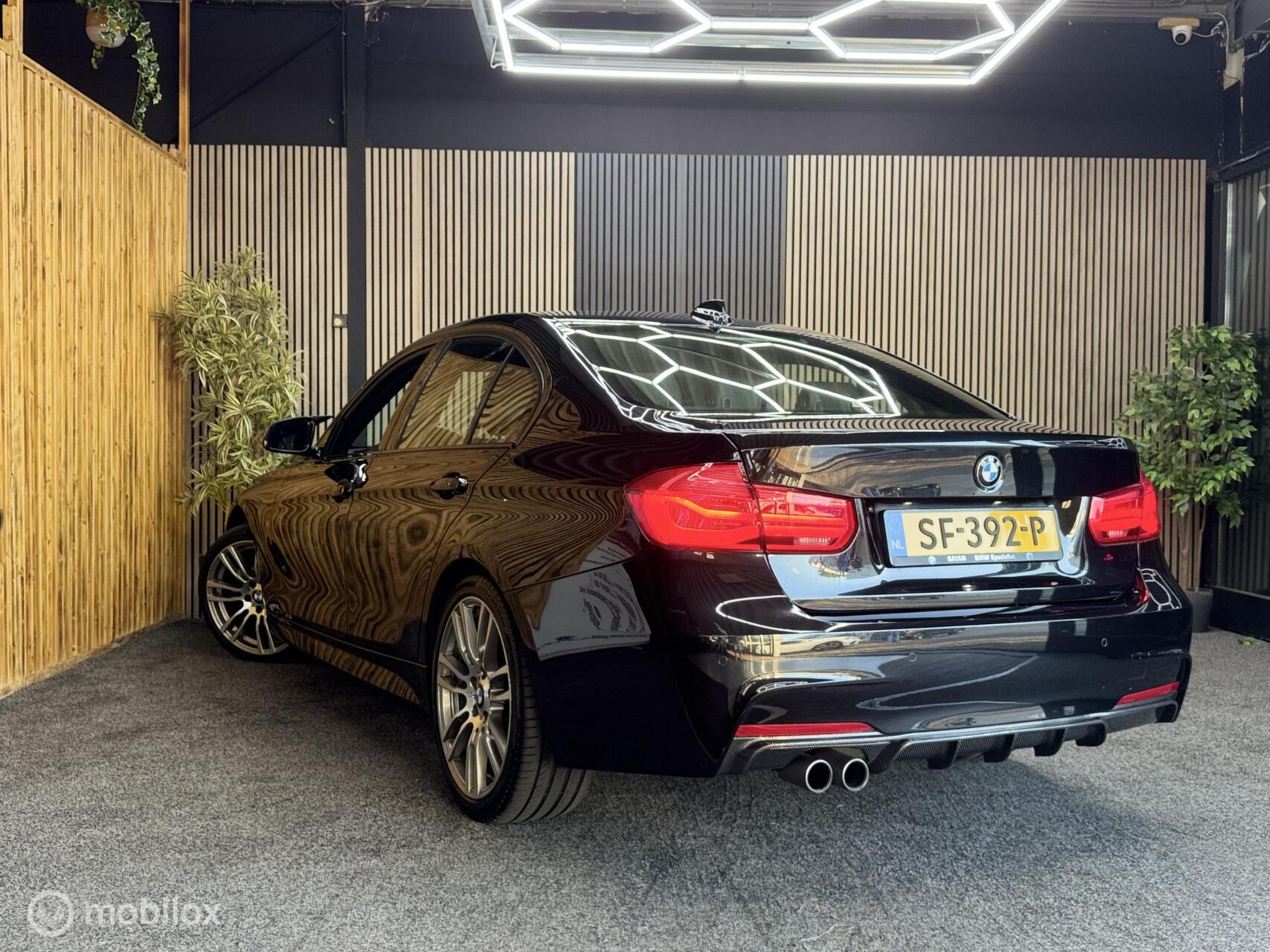 Foto van BMW 320i