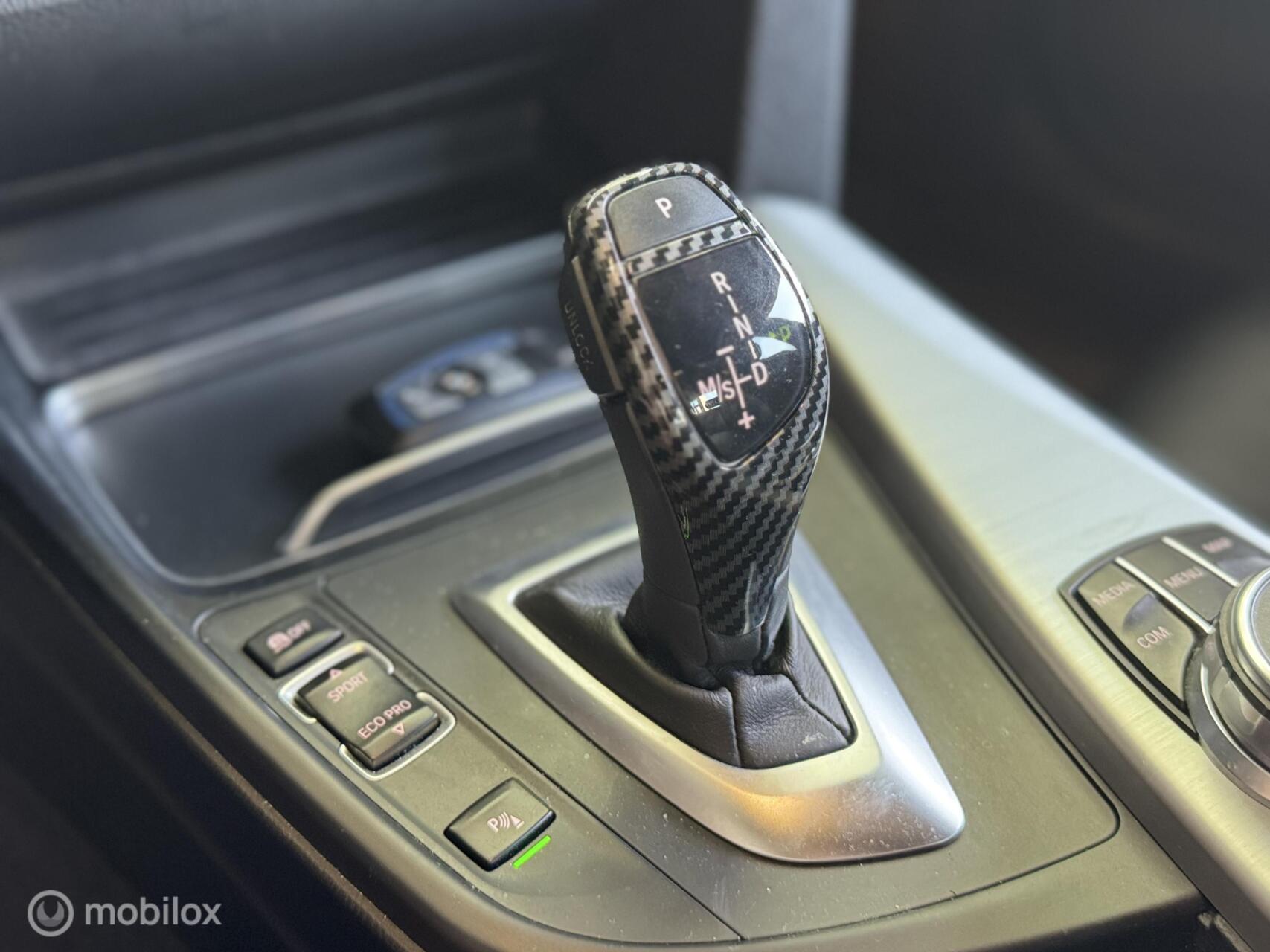 Foto van BMW 320i