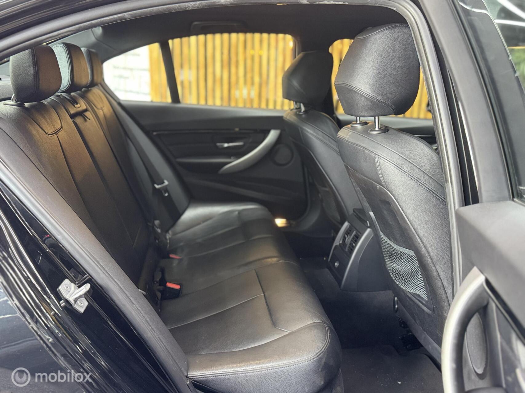 Foto van BMW 320i