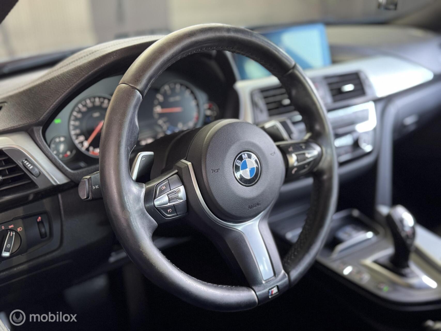 Foto van BMW 320i